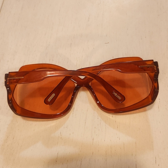 Tom Ford Orange Oversized Sunglasses - Picture 4 of 9